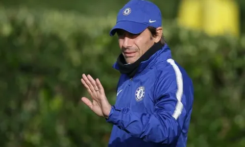 HLV Conte đòi hỏi sự tôn trọng từ Jose Mourinho