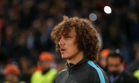 HLV Conte làm rõ thông tin David Luiz đến Real Madrid