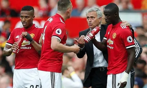 HLV Mourinho xác nhận Man Utd mất 2 trụ cột trước trận Brighton