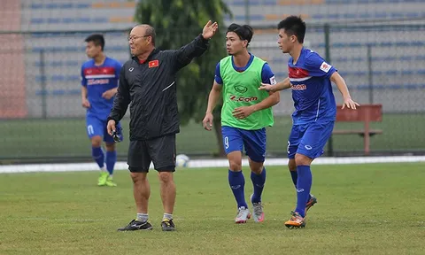 HLV Park Hang Seo chọn... đệ tử ruột: Công Phượng thất thế