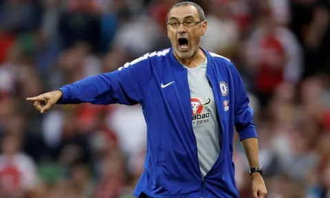 HLV Sarri nói lời khiến CĐV Chelsea buồn lòng