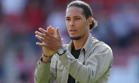 HLV Southampton XÁC NHẬN Virgil van Dijk sắp ra đi