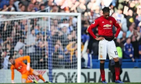 Hòa Chelsea, CĐV Man United "nổi cơn lôi đình" với cái tên này