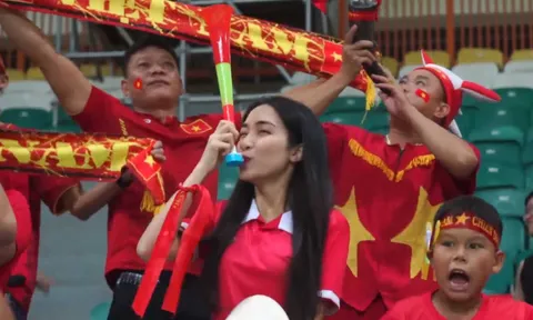 Công Phượng dự bị, Hòa Minzy miệt mài thổi kèn "tiếp lửa" U23 Việt Nam