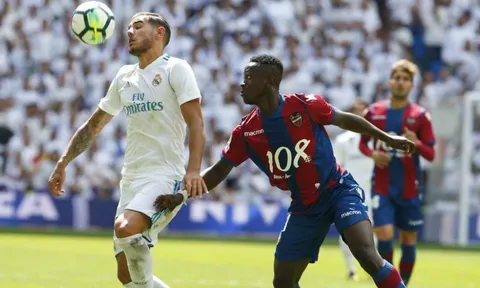 Hoà thất vọng, nguời Real "cầu viện" Ronaldo