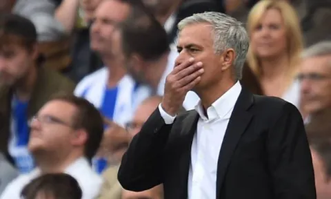 Học trò đá tệ, Mourinho không thể giữ miệng ngay thẳng