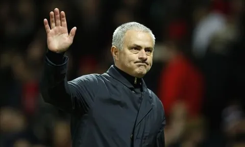 Hội CĐV M.U mời Mourinho đến thảo luận để giải quyết mâu thuẫn
