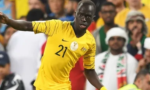 Tiền đạo Australia nhận hung tin sau trận thua UAE tại Asian Cup