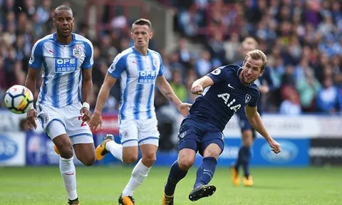 Huddersfield 0-4 Tottenham: Sao cản Harry Kane?