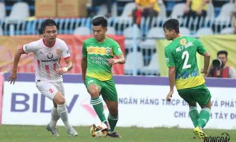 "Cánh chim lạ" Đinh Viết Tú nói gì khi chiếm vị trí của Văn Thanh?