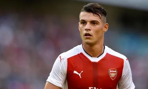 Huyền thoại Arsenal chỉ ra cái tên sắp bị Unai Emery cho "ra rìa"
