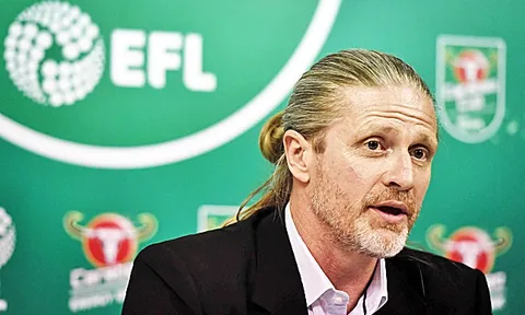 Huyền thoại đay nghiến sao Arsenal: "Anh ta là một bóng ma"