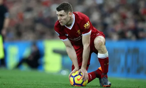 Huyền thoại Liverpool 'ăn gạch' vì cách chấm điểm không giống ai