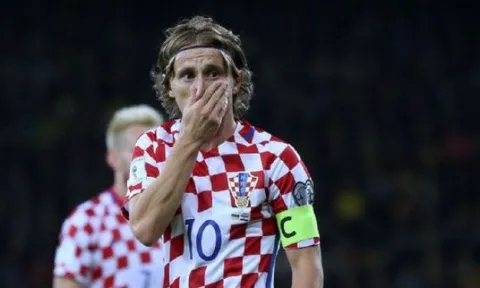 Modric: "Thật xa lạ khi trận đấu giữa Croatia và Anh không có khán giả"