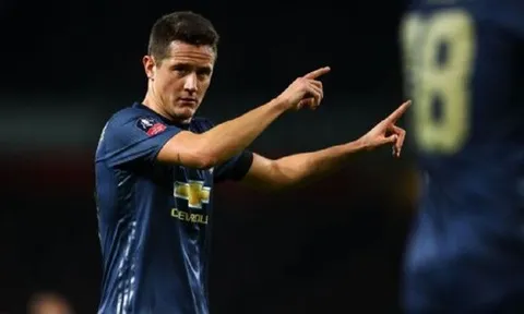 Herrera không cần làm đội trưởng tại Man United?