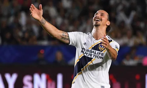 Ibrahimovic XÁC NHẬN khả năng tái xuất Châu Âu