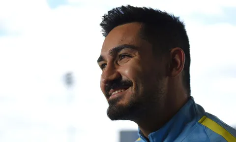 Ilkay Gundogan chấn thương: Hành trình dài trong đơn côi (Phần 2)