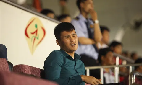 Quyền chủ tịch Công Vinh, hy vọng rồi... thất vọng!