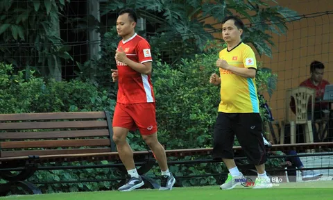 Nếu Trọng Hoàng vắng mặt, ai sẽ đủ khả năng đá ở vị trí hậu vệ phải tại Asian Cup?