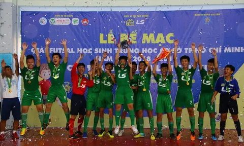 Năng khiếu Nguyễn Thị Định vô địch giải futsal THCS TPHCM