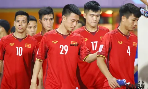 Huy Hùng trở lại: Hàng tiền vệ ĐT Việt Nam đáng sợ hơn bao giờ hết!