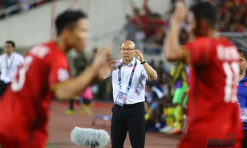 Dư âm trận Việt Nam 2-0 Malaysia: Tuyệt vời quá thầy Park ơi!
