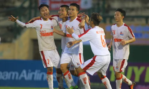 Chùm ảnh: Đàn em Công Phượng hóa giải U21 Đồng Tháp