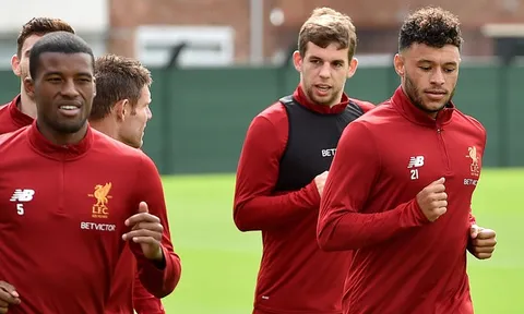 [INFOGRAPHIC] - Cuộc chiến hàng tiền vệ tại Liverpool, ai sẽ bị loại?