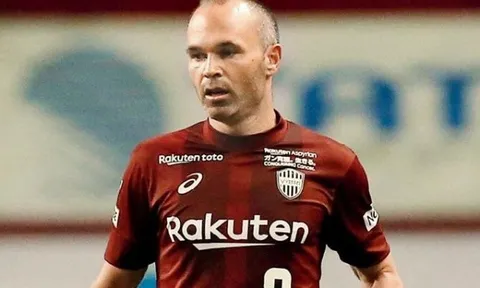 Iniesta thừa nhận rất thích chơi cạnh sao Chelsea, không phải Fabregas