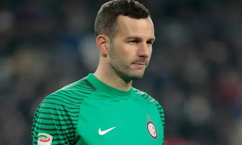 Inter bất bại, thủ thành Handanovic vẫn không hài lòng