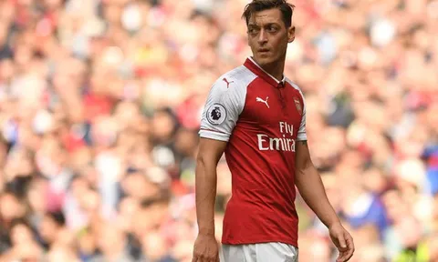 Inter Milan tính gây sốc với Mesut Ozil