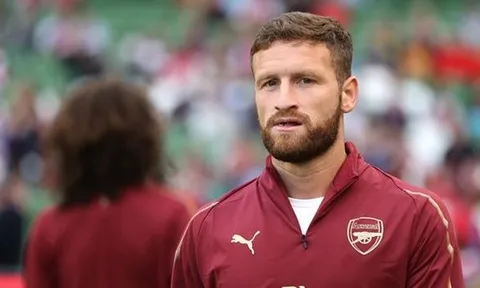 Sao Arsenal chỉ ra điểm khác biệt lớn nhất giữa Emery và Wenger