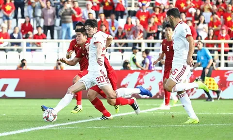 Tuyển Việt Nam thất bại: Thua để trưởng thành!