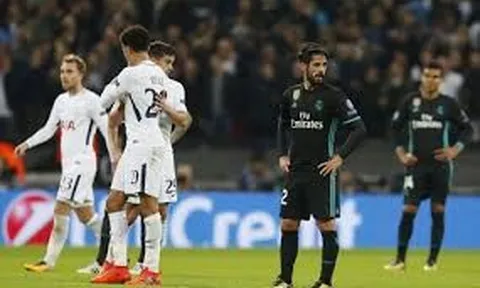 Isco bất lực trước hàng thủ Tottenham