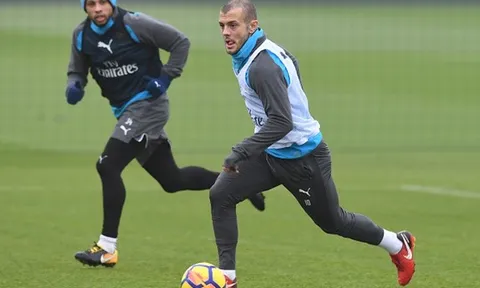 Jack Wilshere "quẩy nát" sân tập khi biết sắp chạm mốc kỉ lục