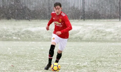 James Garner - "Michael Carrick 2.0" của Man Utd là ai?