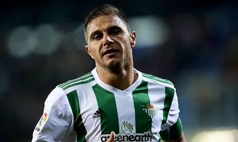 Lão tướng Beltis ghi bàn, lập kỷ lục vượt xa Ramos và Messi