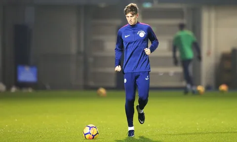 John Stones trở lại, ai cản nổi Man City?