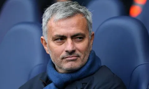 Man Utd chi 59 triệu bảng vì trung vệ Slovakia