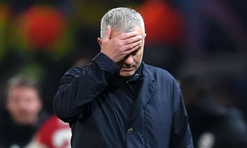 "Mourinho cần nghỉ ngơi 1 năm để trở lại mạnh mẽ"