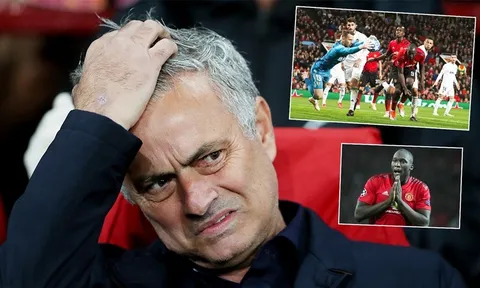 Jose Mourinho mất phương hướng khi MU hỗn loạn