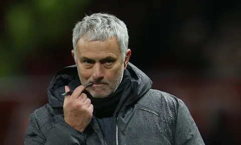 Jose Mourinho thảo luận về kế hoạch chuyển nhượng Man Utd năm 2018