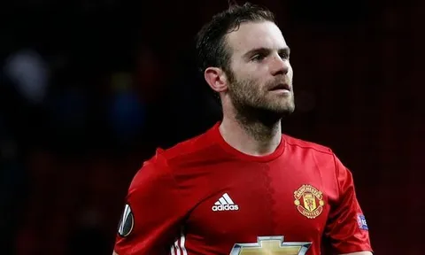 Man United, Juan Mata và hai thế giới...