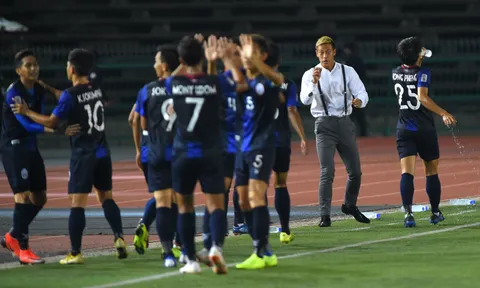 Keisuke Honda "lặn mất tăm" khi Campuchia đấu Việt Nam
