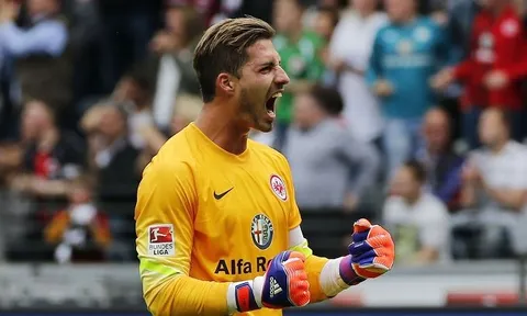 Kevin Trapp - Người thừa tại PSG