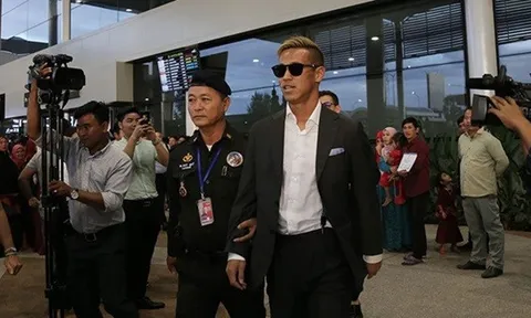 Danh thủ Keisuke Honda trở lại cứu nguy cho tuyển Campuchia