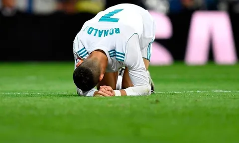 Khi không thể ghi bàn thì Ronaldo làm gì?