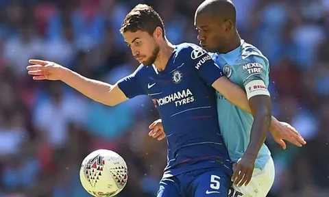 "Khóa chặt Jorginho và Chelsea coi như xong!"