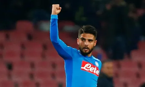 Khoảnh khắc Champions League: Khi cả San Paolo gọi tên Insigne!