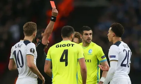 Khoảnh khắc đáng xấu hổ nhất trong sự nghiệp Dele Alli